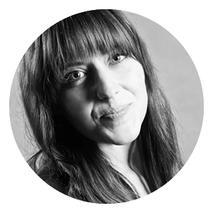 Headshot Rhiannon Beach